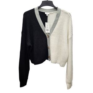 True Craft Cropped Cardigan Knit Sweater Womens XL Black White Two Toned V-Neck